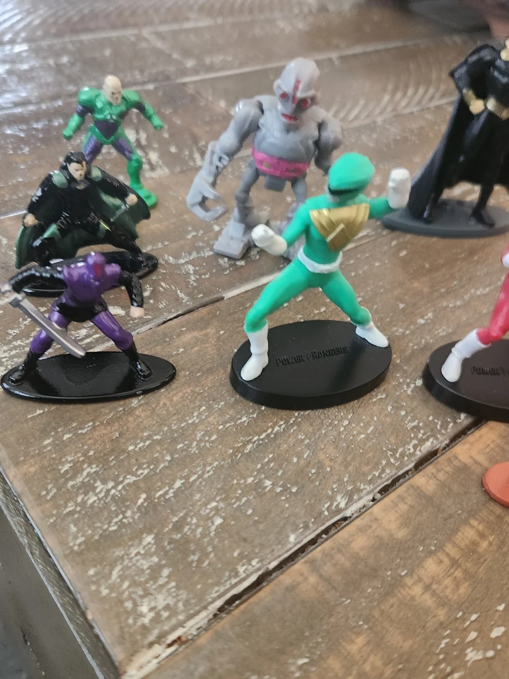 Mixed Superhero Toy Figure Lot - Red, Green, Black. Various Scale.